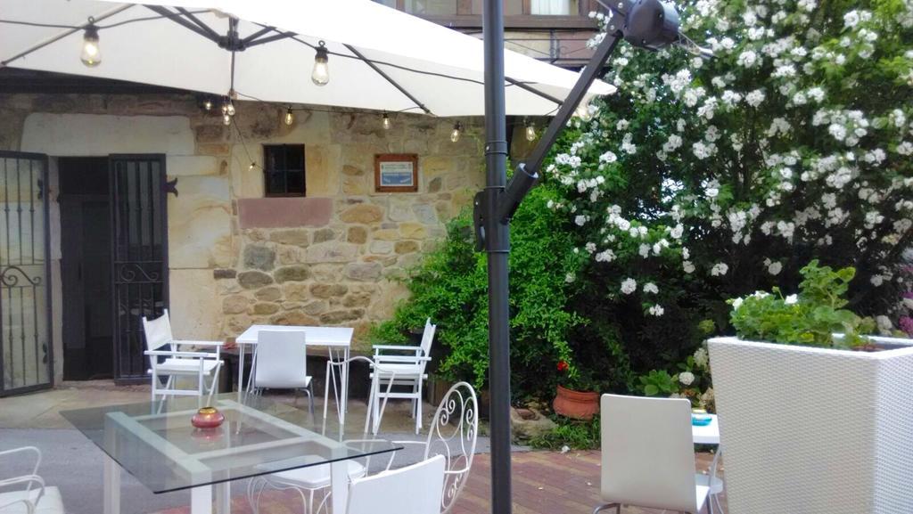 Posada La Casona De Ucieda Bagian luar foto